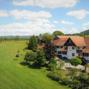 Apartment on the Isenmann fruit farm