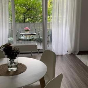 Zentrale, 55m2, helle 2 Zimmer Whg nähe Messe