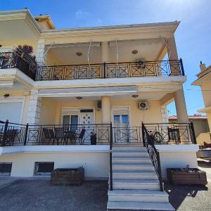 Philoxenia Apartments