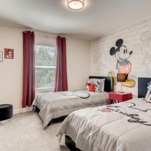 408 OC - Luxe 4BR Townhome Private Pool 11 Guests