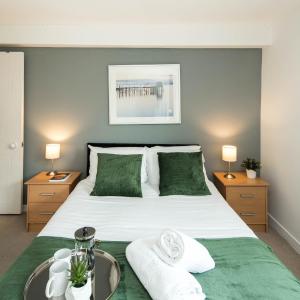 London Bridge Flat with Fast WiFi Ideal for Longer Stays Near Guys Hospital