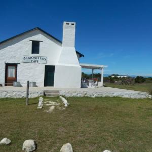Vlei Cafe Cottage - Vogelgezang Farm