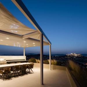 Urban APT with Stunning Acropolis View & Roofdeck 1
