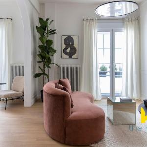 Athenian Elegance, Ensuite Whirlpool & Fireplace Near Acropolis