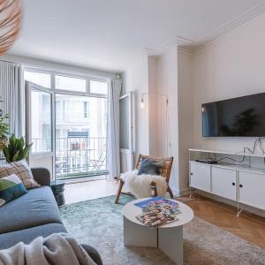 Huswell - Warm & cozy lateral seaview apartment