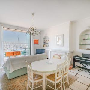 Wonderful 3 bedroom overlooking the old port