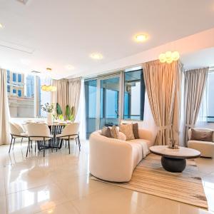 Luxury 3BR in Ocean Heights, Dubai Marina by Deluxe Holiday Homes