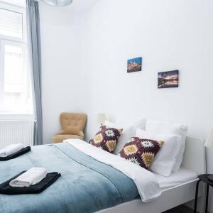 Central brand new and modern apartment