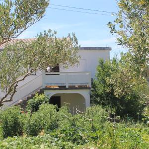 Apartments 501 - spacious and bright apartment on island of Rab