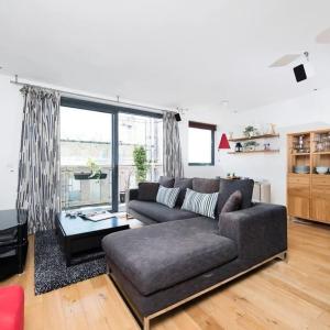 Fabulous 2 Bedroom Apartment w Balcony in London