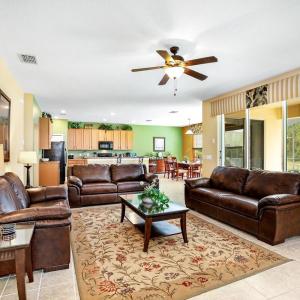 Fabulous Home with Relaxing South Facing Pool-417O