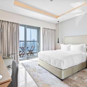 ALiving Supreme 2BR Paramount Towers Business Bay with Burj Khalifa view 6202