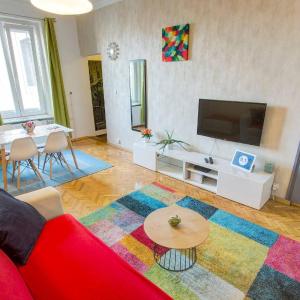 Little Americas Washington Tower Apartment