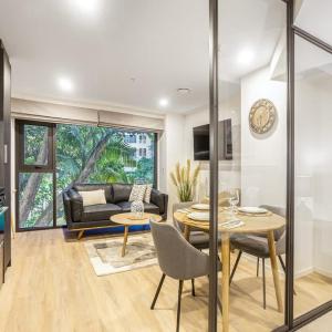 Condo in Queen St CBD w Pool and Gym Zodiak Stays