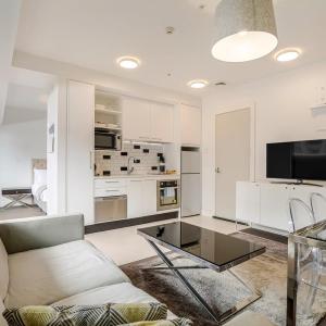 Bright & modern 1BR in Auckland CBD by Zodiak Stays