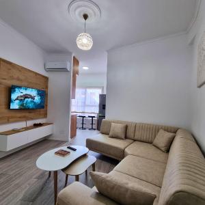 Cozy 2br condo Free Parking-WiFi-AC-Dryer