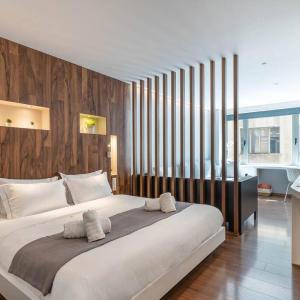 The HostMaster Infinity Suite
