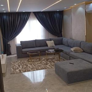 fantastic new modern apartment شقة مميزة في قلب المهندسين قريبة من النيل