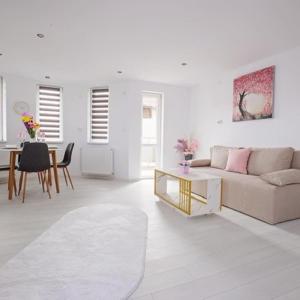 WhiteBoxApartment