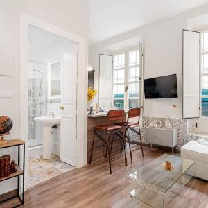 San Telmo 10 by Pineapple Homes