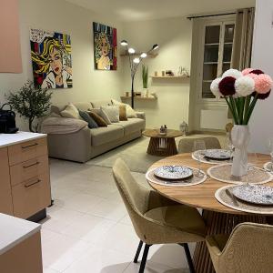 Magnifique 2pc luxe place du pin le port