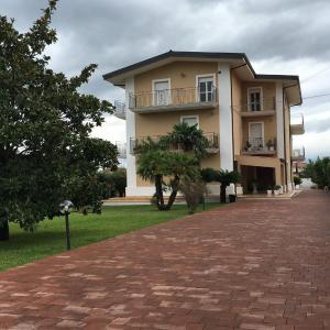 Calabria Charm Villa Apartment 2bdr by B'Your Home