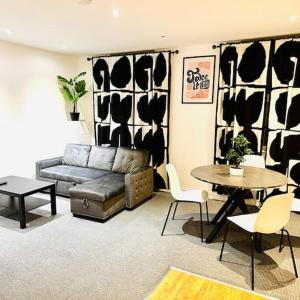Modern 2 bedroom Flat in Balham