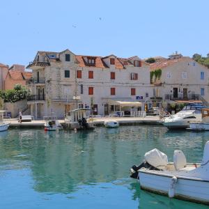 Apartments and rooms by the sea Trogir - 22597