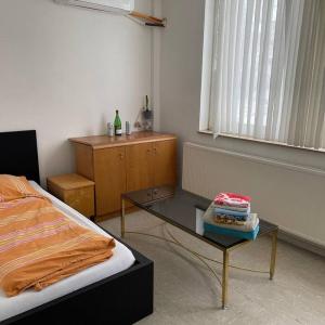 3-Bett-Zimmer, für Monteure geeignet, Parkplatz