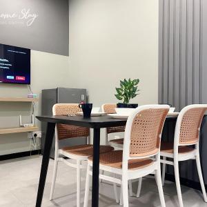 Neu Suites By Awesomestay
