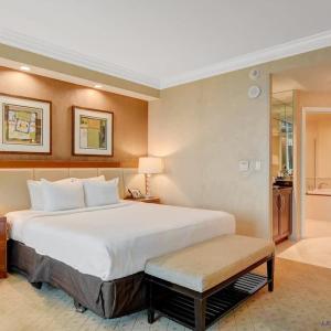 MGM Signature-17-606 Jacuzzi Studio