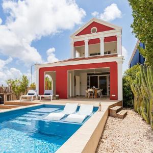 Kas Dive-In with Private Pool on the Laguna Marina