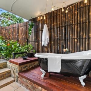 Mrs Percivals heritage luxury and romance with outdoor deep soak tub