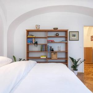 Green Oasis Apartment In The City With A Patio