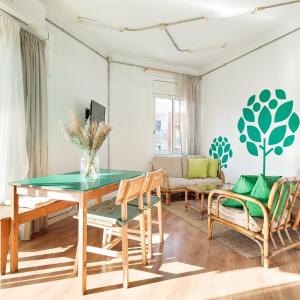 Eulalias Lodges Barcelona