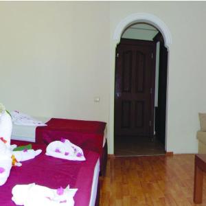 EMBASSY Hotel