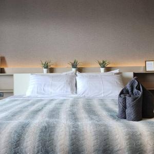 SelfCheckIn The State Tower RiverView 2Bedroom BTS ICONSIAM Silom Sathon