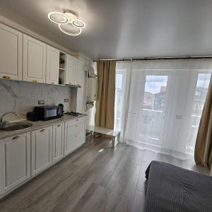 Studiou Next by The sea Alezzi N10
