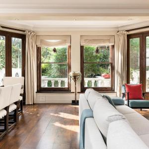A Chelsea Retreat - 2 Bedroom with Garden and Parking