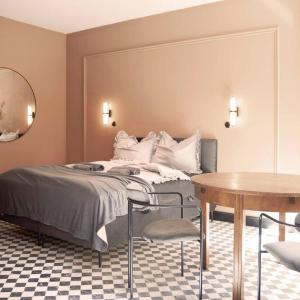 Elegant Apartment in the City Center