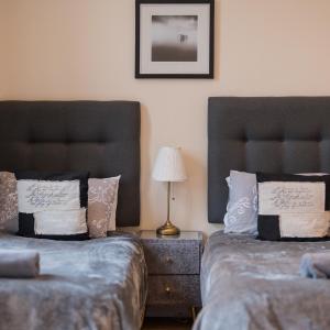 Aston Apartment 11 Lichfield Road Birmingham B6 5RW HS2 Contractors - NEC - Birmingham Airport - BCU & Aston University Min Term booking -28 days