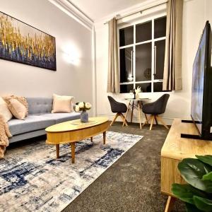 Heritage Luxe Retreat on Queens
