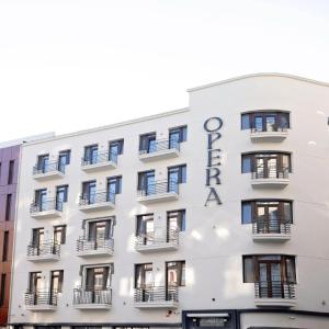 Opera Hotel