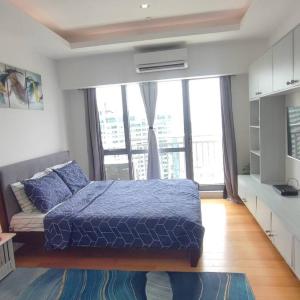 Aveline Suites Luna,1br, Rockwell side