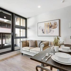 Modern One Bedroom Studio