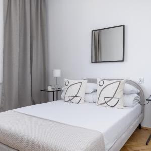 1-Bedroom Apartment - Długa 65