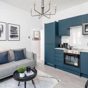 3 bed NEW House ! PERFECT CENTRAL LOCATION- 5 minutes from Tube Station