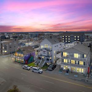 Newly Renovated Professional Design Partial Ocean Views