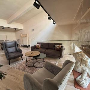 Vacation Studio by Andrea