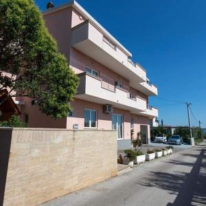 Villa Apartments Brečić 2